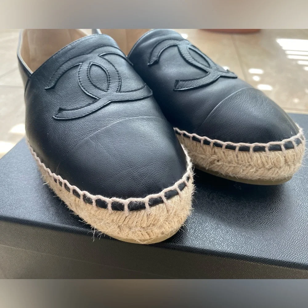 Like new Chanel Espadrilles - Picture 4 of 5